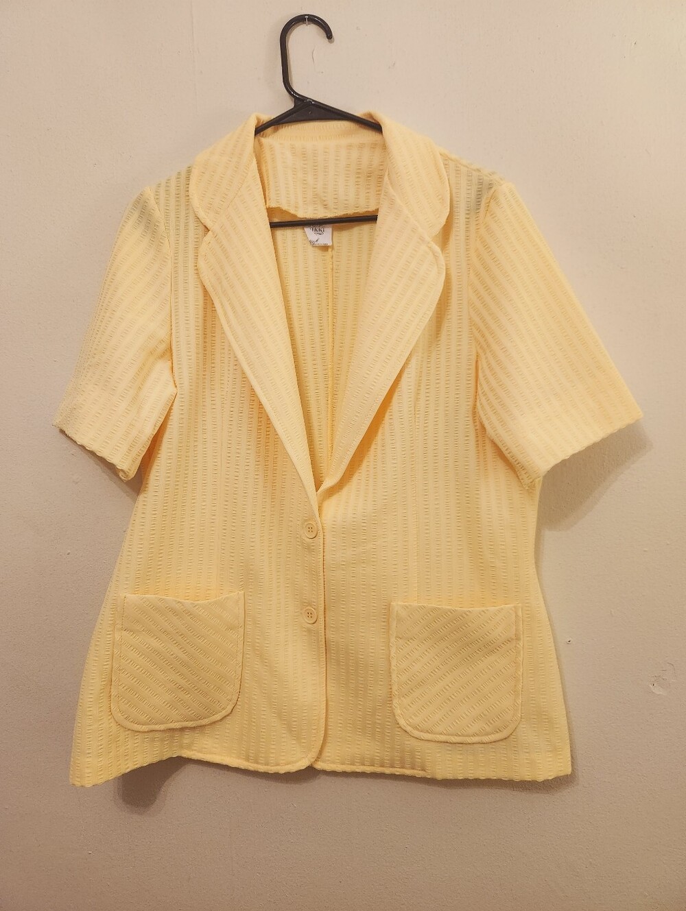 Nikki Vintage Short-Sleeve Notched Collar Jacket Blazer Light Yellow